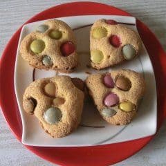 Artikelbild Süße Herzchen mit Schokolinsen