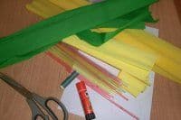 Material für Krepppapierblumen